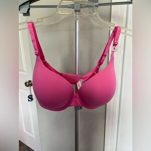 Victoria Secret Pink Push Up Bra Size 34DD NWT